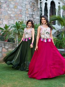 Mujer verano cuello en V tamaño libre hasta el suelo Lehenga Choli Casual Festival lindo suelto pesado bordado secuencia Thred Patchwork - Product Image 3