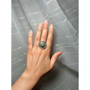 Bague de mode Tillie John Sonoran en or, turquoise et argent sterling, taille 7.5, en acier inoxydable avec incrustation sertie clos, cadeau - Product Image 5