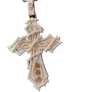 Colgantes y dijes de joyería fina de diamante personalizado 14K 18K colgante de Cruz de diamante chapado en oro rosa para hombres y mujeres - Product Image 5