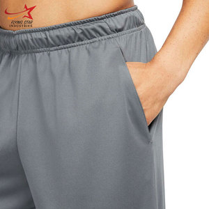 Short de fitness décontracté pour hommes, confortable, coupe ample, motif solide, toile de polyester personnalisée, taille haute, respirant, séchage rapide. - Product Image 4