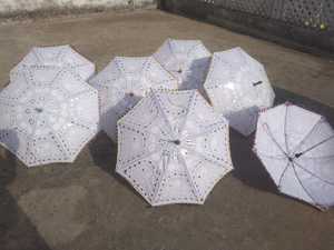 ร่มสีขาวตกแต่งงานแต่งงานของชาวอินเดียร่มบังแดดสไตล์วินเทจ mehendi Sangeet dholki - Product Image 4