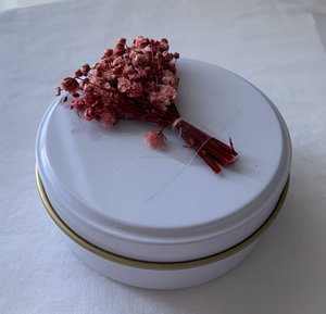 Hot Selling Handmade White Decorative Wax Tin Candle For Wedding, Home Decor and Gifting - Product Image 2