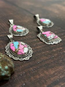 Colgante de plata de ley hecho a mano de algodón caramelo turquesa, regalo de joyería artesanal para ella, aspecto bohemio Pastel suave - Product Image 4