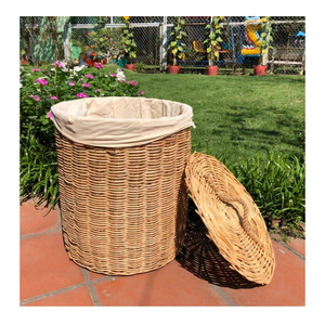 Panier en jacinthe d'eau, design tissé, pour le rangement et l'exposition, favori du marché avec une offre attrayante - Product Image 1