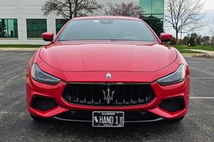 Maserati Ghibli F Tributo Q4 USADO de 2022 - Product Image 1