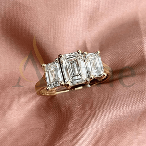 Bague solitaire en or jaune 14 carats pour femmes à la mode Design unique avec des diamants de laboratoire de clarté VVS Vente en gros directe d'usine - Product Image 1