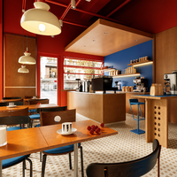 Comptoir de caisse avec écran LED, table basse, vitrine, mobilier d'hôtel, mobilier de restaurant, mobilier de bar, chariot de service alimentaire, bar à outils