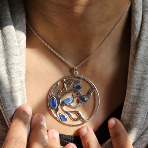 Colgante de árbol de Plata de Ley 925 de Calcedonia azul con granate de marquesina cristiana para niños como piedra principal - Product Image 3