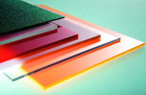 Lámina Sólida de Policarbonato de Fábrica, Placa de PC, Grosor Disponible de 2/3/4/6/8/10/18 mm, Anti-UV, Resistente al Fuego, Panel Solar para Techos - Product Image 3