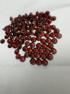 Gemas Sintéticas de Granate Rojo Gigli Rigli de 5-6 mm, Corte Brillante, Piedra Preciosa Suelta, Tasación de Terceros, Rajasthan, para Joyería - Product Image 4