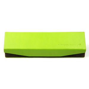 Estuche para gafas con logotipo personalizado en colores brillantes Hecho de cuero PU de alta calidad - Product Image 2