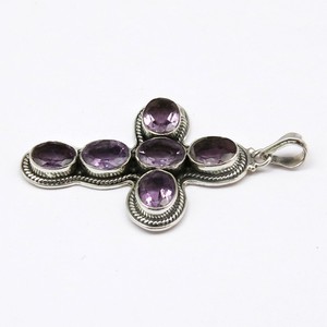 Colgante de Plata de Ley 925 con Gema de Amatista Púrpura en Forma de Cruz, Estilo Bohemio Cristiano, Ideal para Compromiso - Product Image 2
