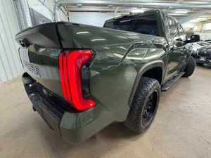 Camioneta Tundra SR5 2022 Usada, Configuración Estándar, 4x2, CrewMax - Product Image 5