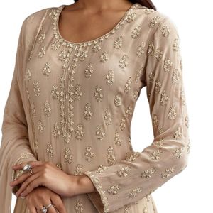 Moti y Cutdana Kurta Dupatta de color beige claro con Moti Butti Sharara para recepción festiva de fiesta de boda y evento cultural personalizado - Product Image 5