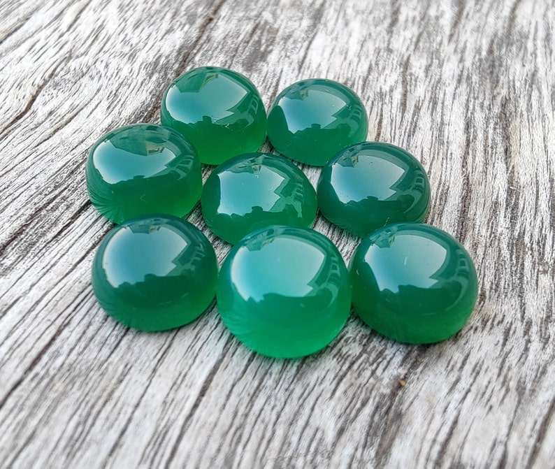 สีเขียว