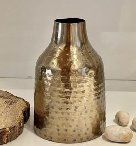 Maceta de nuevo diseño Macetas de metal de latón Diseño personalizado Decoración de jardín Maceta de metal Fabricante y exportador - Product Image 2