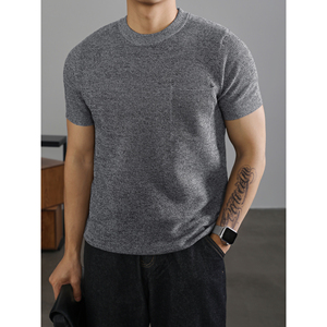 T-shirt à manches courtes et col rond avec poche poitrine, personnalisable avec logo, idéal pour l'été – Vente en gros - Product Image 4