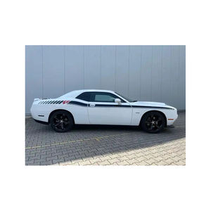 Dodge Challenger Widebody con apariencia audaz, manejo mejorado y motores potentes - Product Image 6