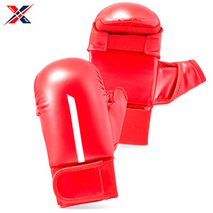 Gants de karaté et de boxe en cuir PU rouge personnalisés pour adultes Design unique Tissu souple pour l'entraînement - Product Image 2