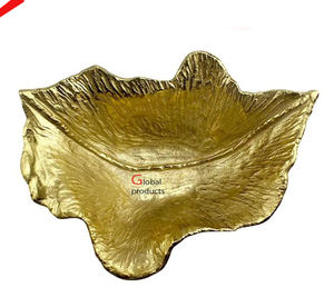 Plato de servicio de comida de metal con acabado dorado de hermoso diseño para hotel y hogar - Product Image 4