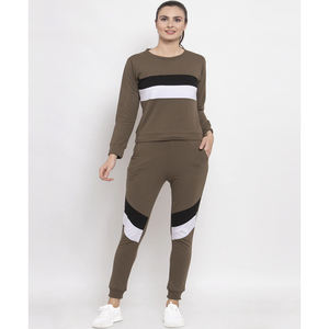 Sports modernes de haute qualité pour l'automne/hiver décontracté solide tricot Logo personnalisable surdimensionné confortable ensemble de survêtement pour femmes - Product Image 6