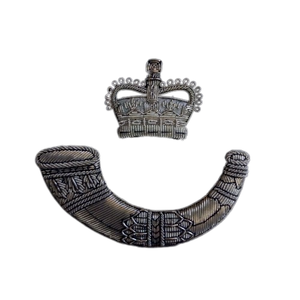 เสื้อเบลเซอร์ปักลายมงกุฎทำด้วยมือทำมือทำจากลวด100% - Product Image 2