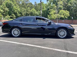 2022 Toyota Avalon Hybrid Limited With Navigation Top Europe Import Left/Right-Hand Drive Car with Fast Delivery Available - Product Image 3