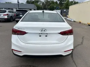 Hyundai Accent 2022 en parfait état - Product Image 2