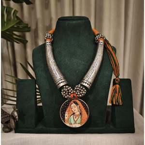 Tribal Tales Chittai Pichwai <b>Necklace</b> with Tassel Shape and Pattern - Product Image 4