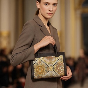 Túi xách vuông truyền thống phương Đông làm thủ công 100% bằng lụa Kesi và da - Product Image 2