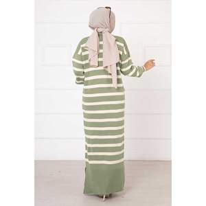 ชุดเดรสถักกระดุมมิ้นท์ - Product Image 4