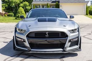 Ford Mustang Shelby GT500 d'occasion de 2021, 4 000 miles, 760 ch, V8 suralimenté, pack technologique - Product Image 1