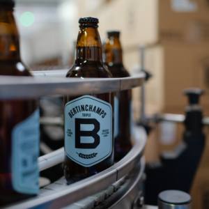 Bertinchamps Belgique 50cl Triple bouteille de bière bouteille en verre Premium bouteille de malt épices bière artisanale sans alcool vente en gros étiquette personnalisée - Product Image 2