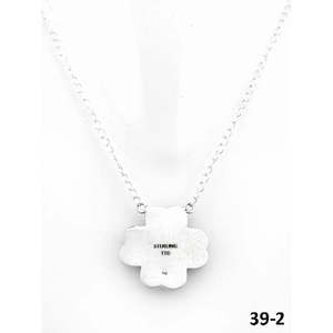 Collier artisanal du Sud-Ouest avec dahlia paon et turquoise, incrustation sertie en argent sterling - Product Image 4