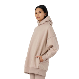 Venta al por mayor de las mujeres de seda beige pulóver con capucha logotipo personalizado impreso de largo de invierno deportes gimnasio Sudadera con capucha con logotipo frontal - Product Image 3