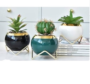 Christmas Party Celebration Decoration Planter <b>Pot</b> Exclusive Style Planter With Enamel Finishing Metal Planter Supplier By India - Product Image 1