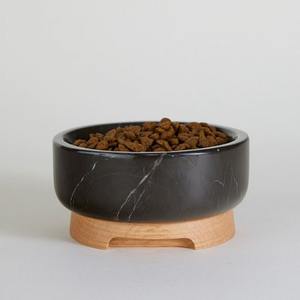 Bol à nourriture pour chien et chat en marbre blanc naturel élégant avec base en bois massif, bol à nourriture pour animaux de compagnie en pierre artisanale pour les maisons de luxe - Product Image 3