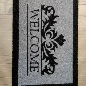 Tapis en PVC de qualité supérieure, antidérapant, design coloré et durable, entretien simple, idéal pour la maison ou le bureau - Product Image 1