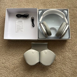 บอดี้บัตเตอร์ผสมเชียและอัลมอนด์เพื่อความชุ่มชื้นอย่างล้ำลึกและผิวเนียนนุ่ม ผลิตภัณฑ์บำรุงผิวจากธรรมชาติสำหรับใช้ทุกวัน - Product Image 1