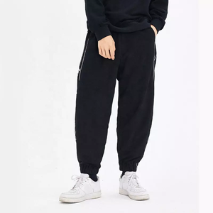 Pantalon de jogging en coton brodé pour homme, coupe slim, avec cordon de serrage - Product Image 3