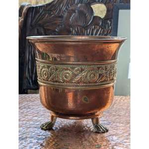 Jardinières en laiton de haute qualité avec finition antique pour intérieurs haut de gamme forme et taille personnalisées pour l'esthétique intérieure - Product Image 1