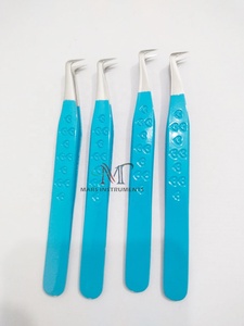 Pinzas para extensiones de pestañas de nano fibra con diseño de corazón de acero inoxidable con agarre excepcional y Punta puntiaguda - Product Image 2