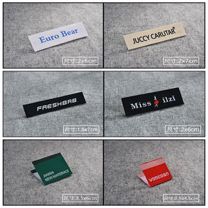Étiquettes tissées avec logo personnalisé pour vêtements Étiquettes de cou en coton et polyester pour vêtements - Product Image 5