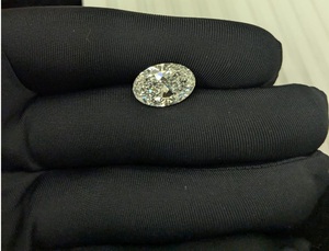 เครื่องประดับเพชรที่ทำด้วยมือมีประกายเพชรที่สุกใสตัดทรงหลวมมีเพชรของขวัญตามแบบของตัวเองได้รับการรับรองจาก VS1เพื่อความชัดเจน - Product Image 3