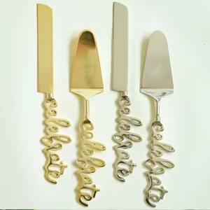 Ensemble de serveurs à gâteau en métal argenté avec poignée en forme de fleur, design gravé pour les mariages, les anniversaires, les événements - Durable et écologique - Product Image 3