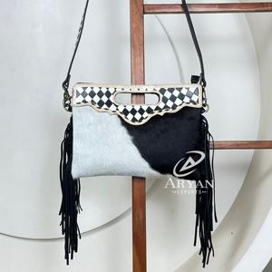 Nouveau Sac à Main de Luxe 2026 pour Femme en Cuir Véritable à Motifs Carrés, Sac à Bandoulière Haut de Gamme avec Poignée Supérieure et Franges - Product Image 1