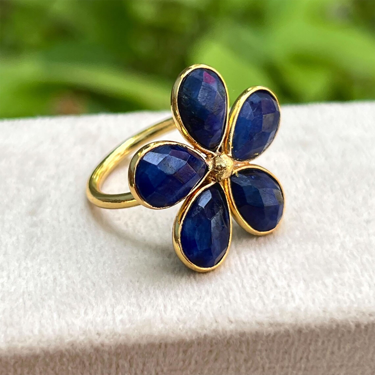 ไพลินสีน้ำเงิน