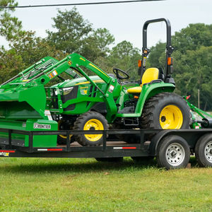 Tracteur utilitaire compact John Deere 3038E d'occasion 2026, 4x4, 25 CV, transmission par engrenages avec boîte de vitesses pour moteur - Product Image 1