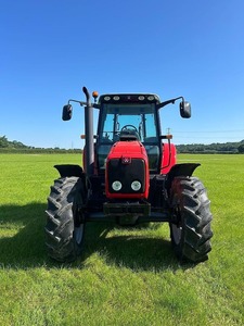 รถแทรกเตอร์ฟาร์ม Massey Ferguson 6465 มือสอง สภาพดี ขับเคลื่อน 2 ล้อ 30 แรงม้า เกียร์ธรรมดา เครื่องยนต์ Kohler ความปลอดภัยและประสิทธิภาพสูง รับประกัน 2 ปี - Product Image 3
