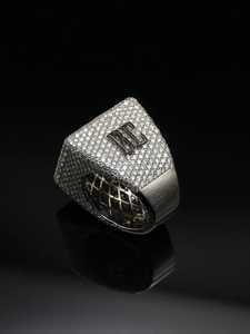 Anillo Unisex de Plata de Ley 925 con Letra Personalizada, Diamante Moissanite VVS, Chapado en Rodio, Estilo Hip Hop, para Fiestas - Product Image 4